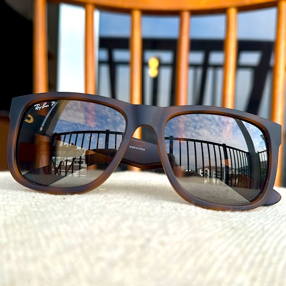 Ray Ban 4165 Polarized Justin Sunglasses - Picture 3 of 4